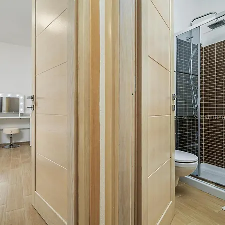 Tilly Emerald Appartement *